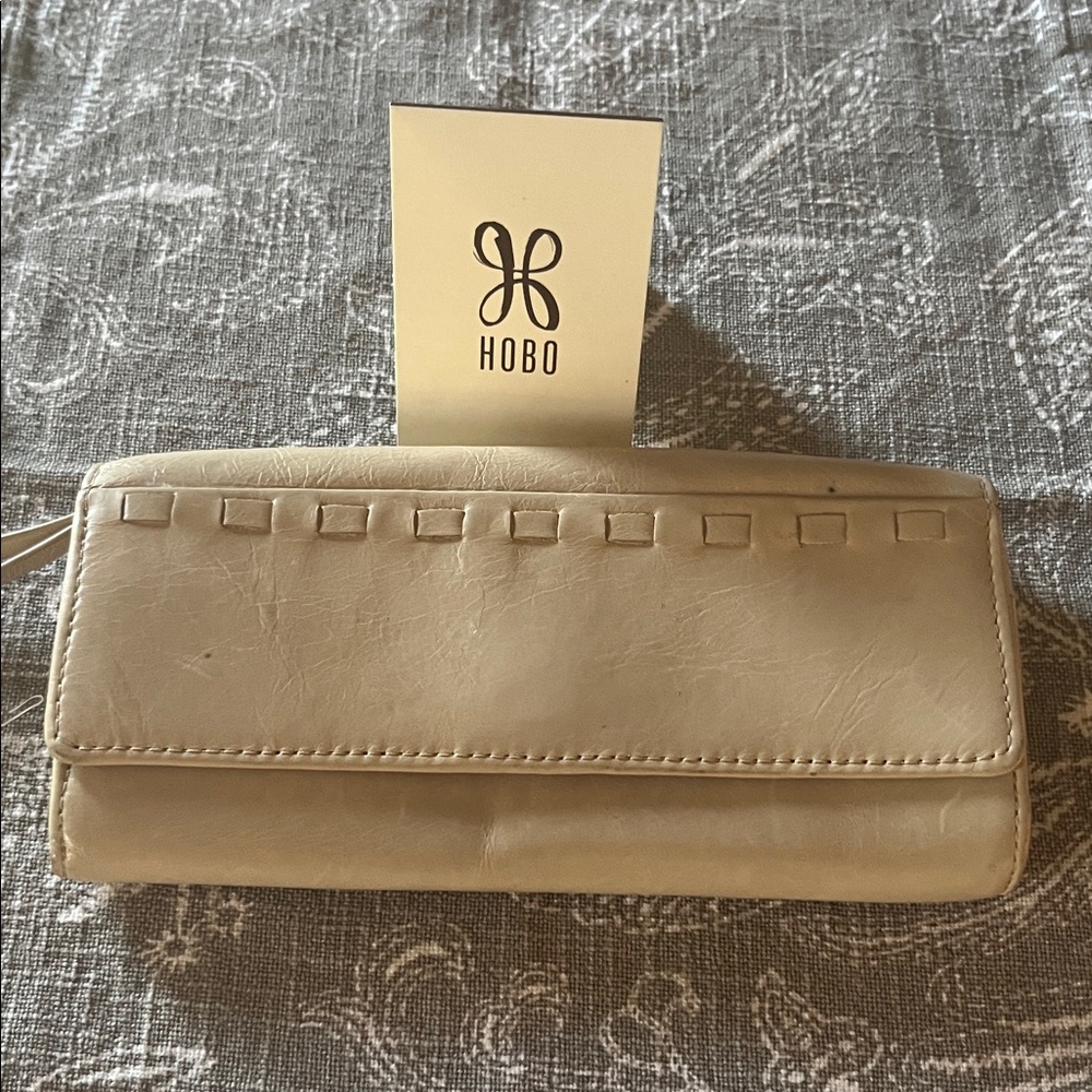 HOBO Beige Leather Wallet
